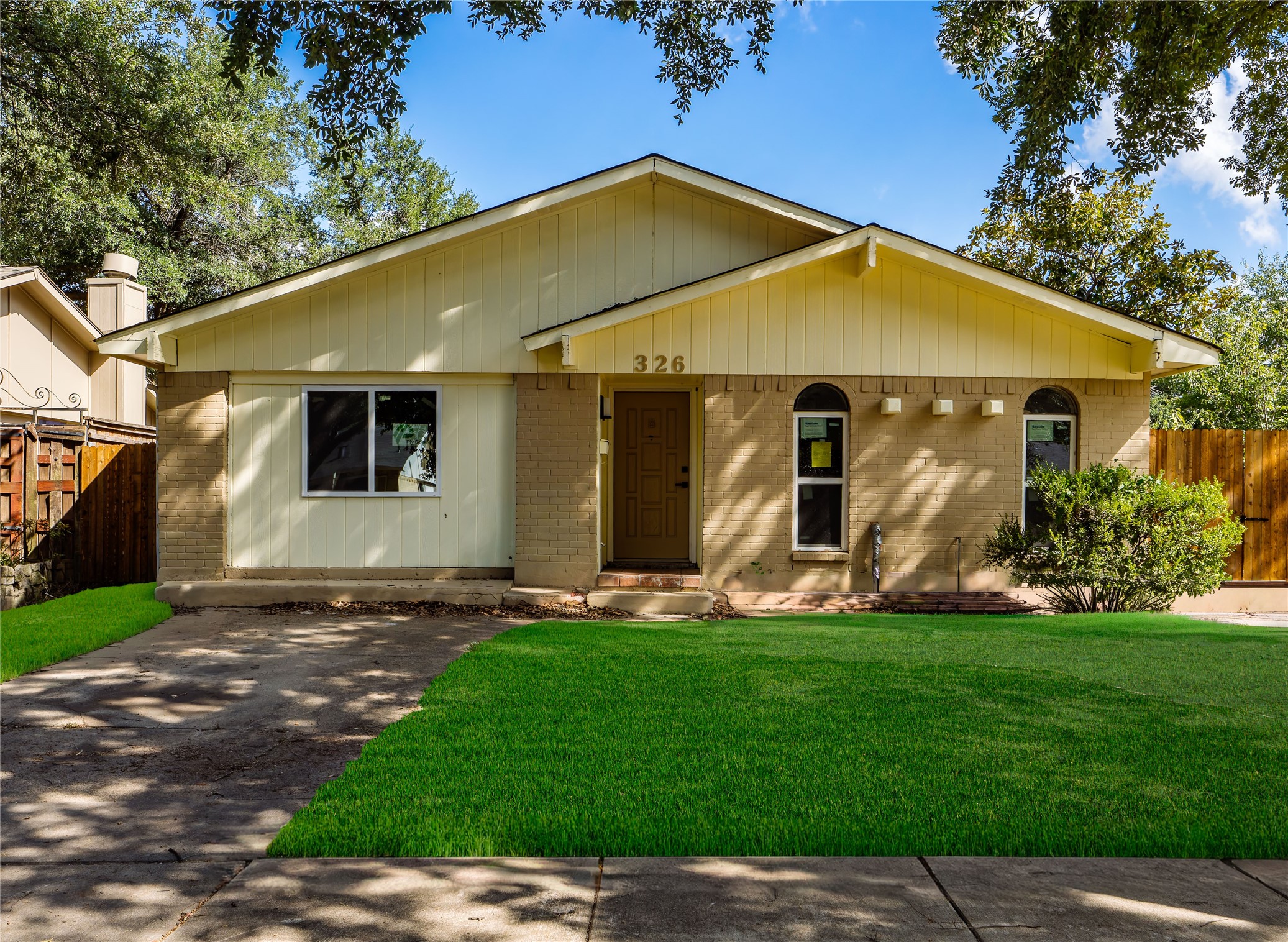 326 Bluebonnet Trail Garland TX 75043
