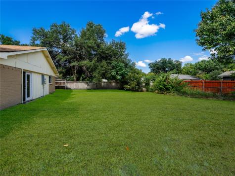 326 Bluebonnet Trail Garland TX 75043