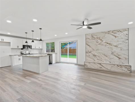 326 Bluebonnet Trail Garland TX 75043