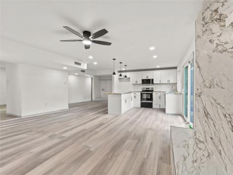 326 Bluebonnet Trail Garland TX 75043