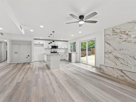 326 Bluebonnet Trail Garland TX 75043