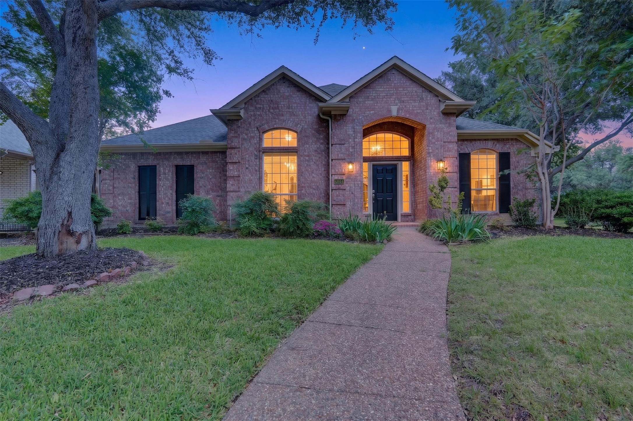 6864 Bushnell Drive Plano TX 75024
