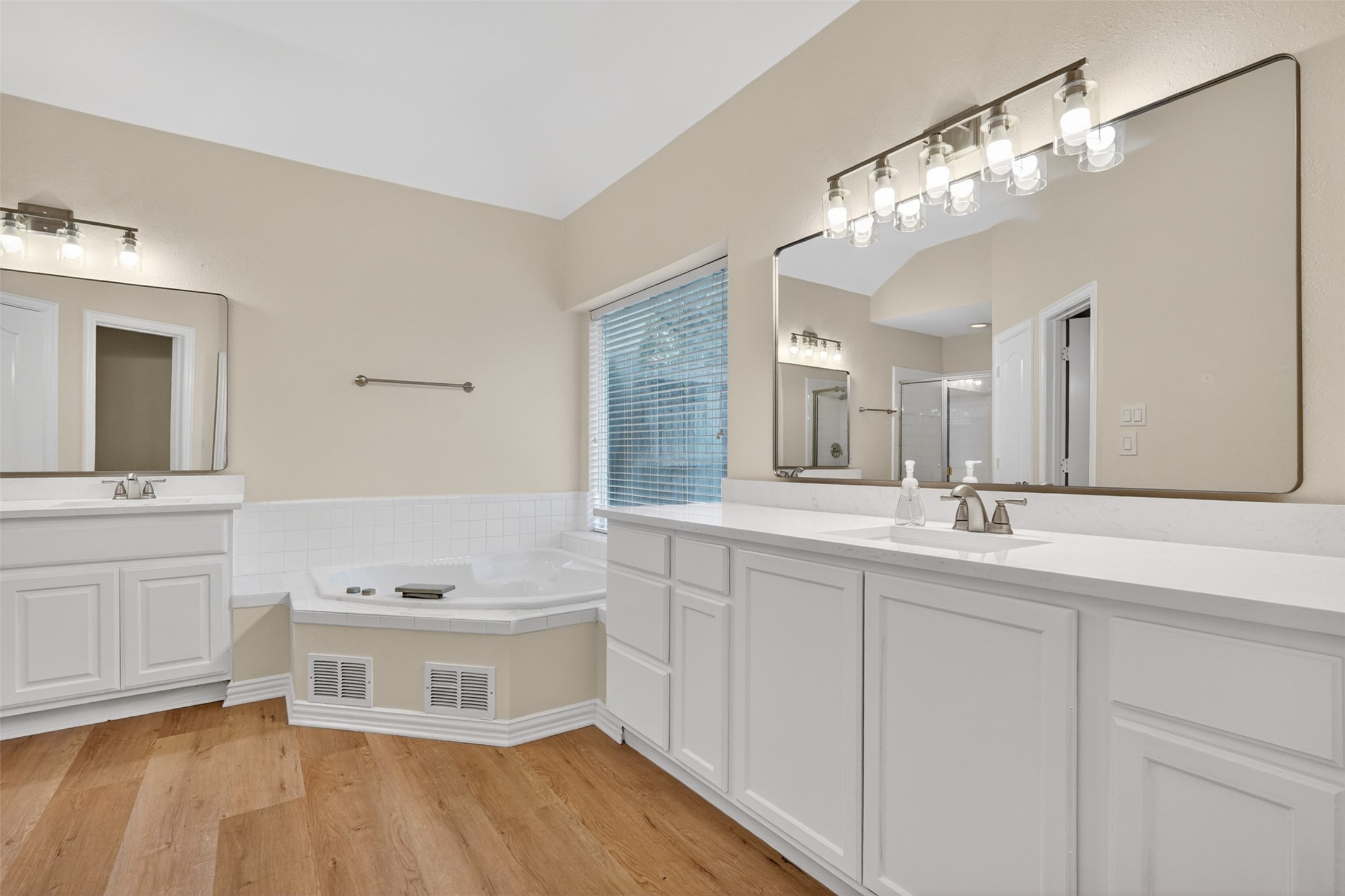 6864 Bushnell Drive Plano TX 75024