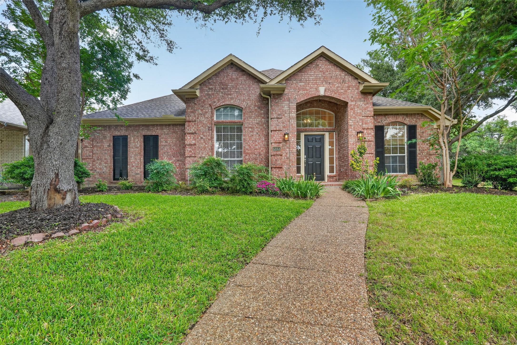 6864 Bushnell Drive Plano TX 75024