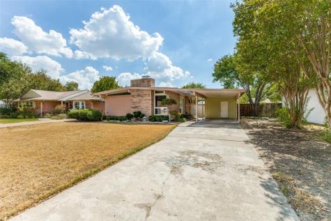 611 Sherwood Drive Richardson TX 75080