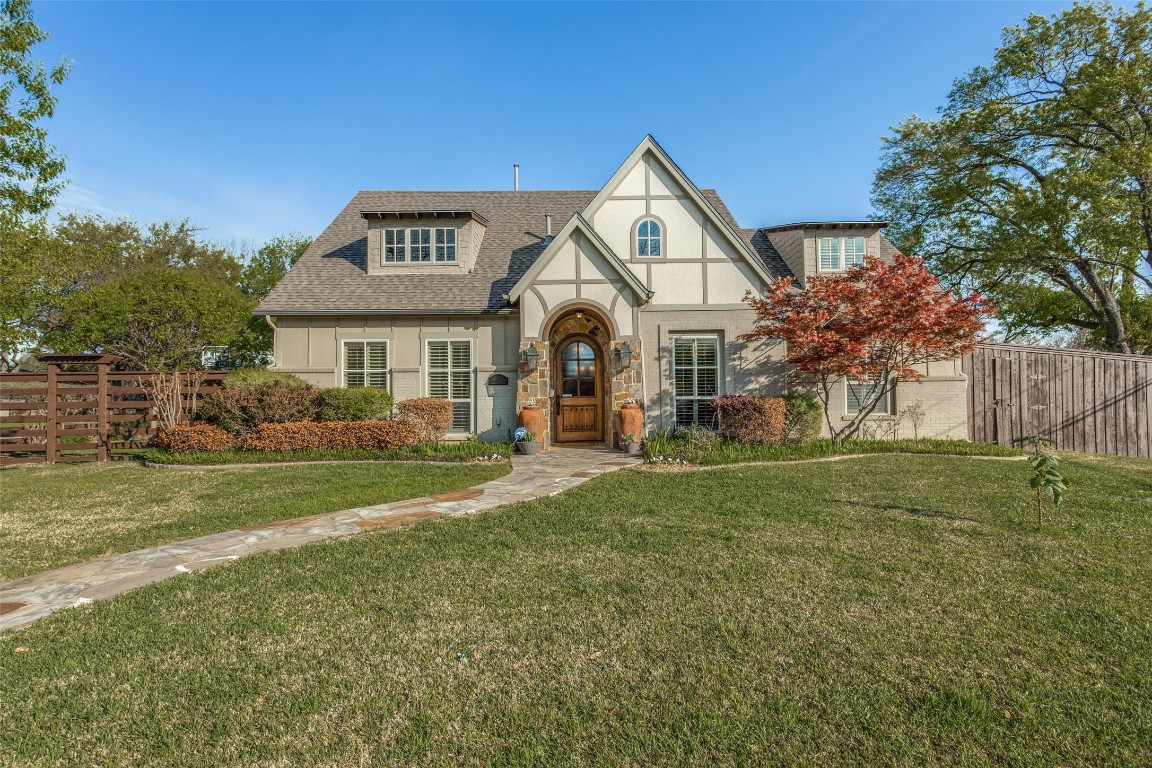6943 Inverness Lane Dallas TX 75214