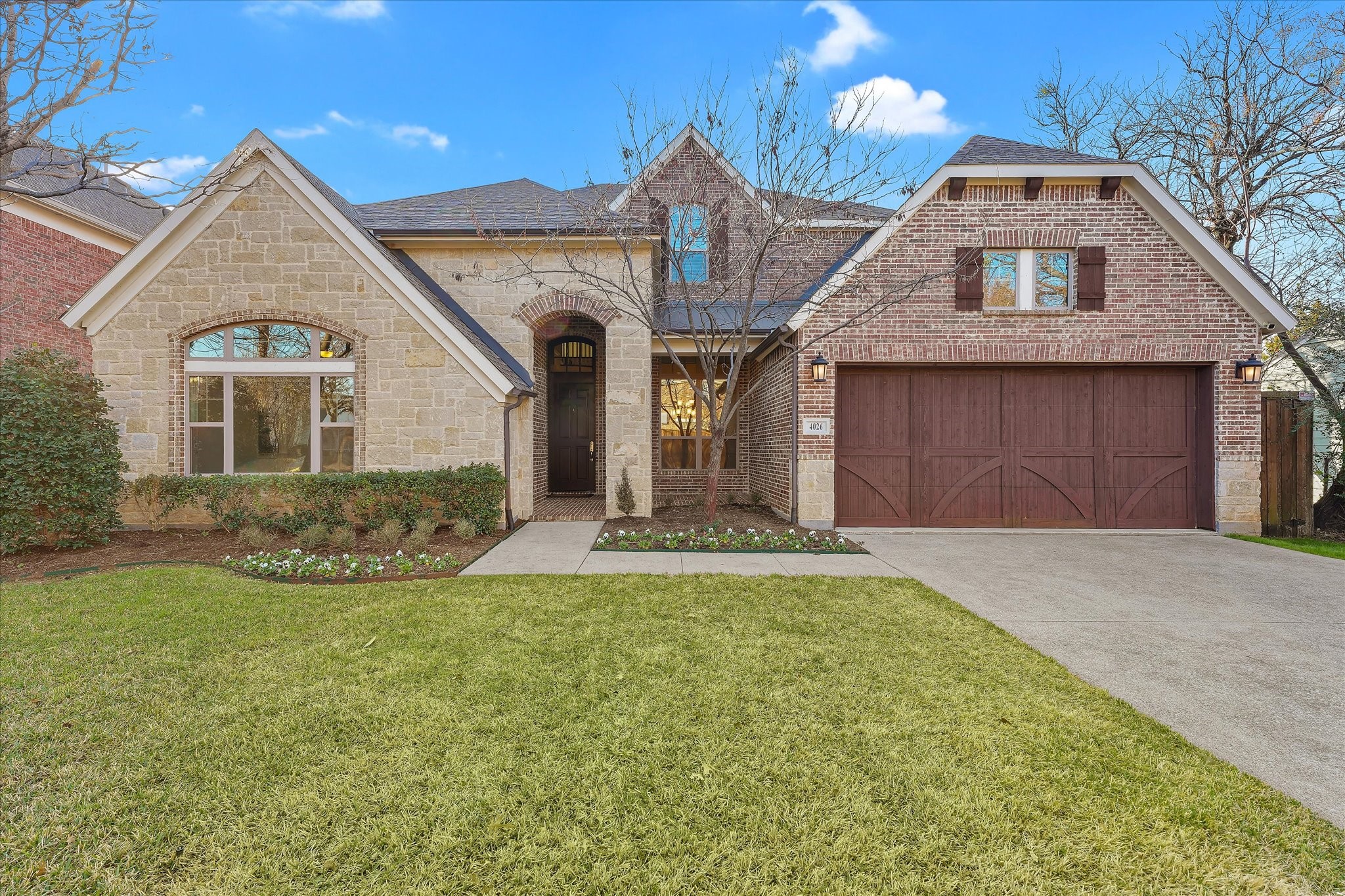 4026 N Cresthaven Road Dallas TX 75209