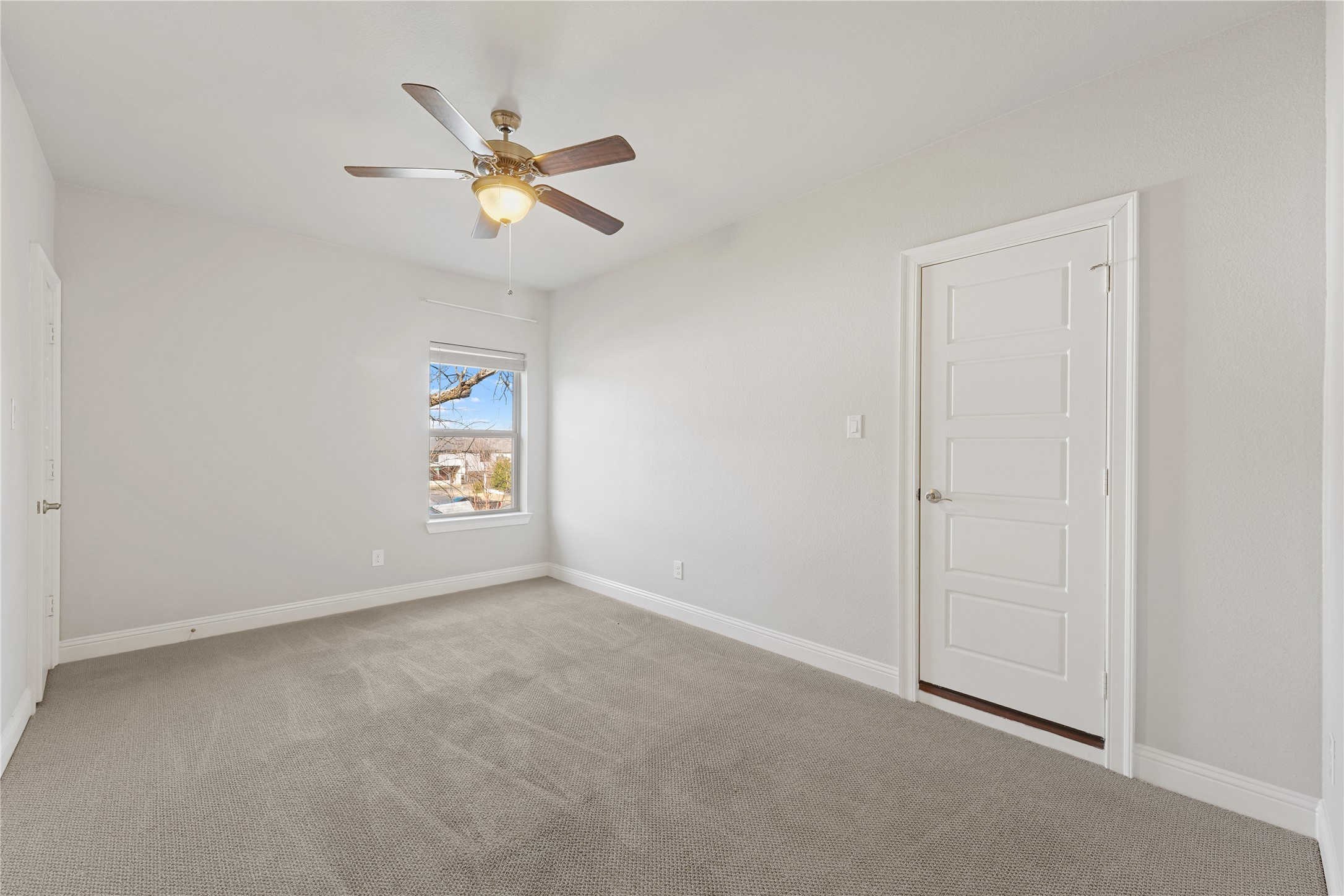 4026 N Cresthaven Road Dallas TX 75209