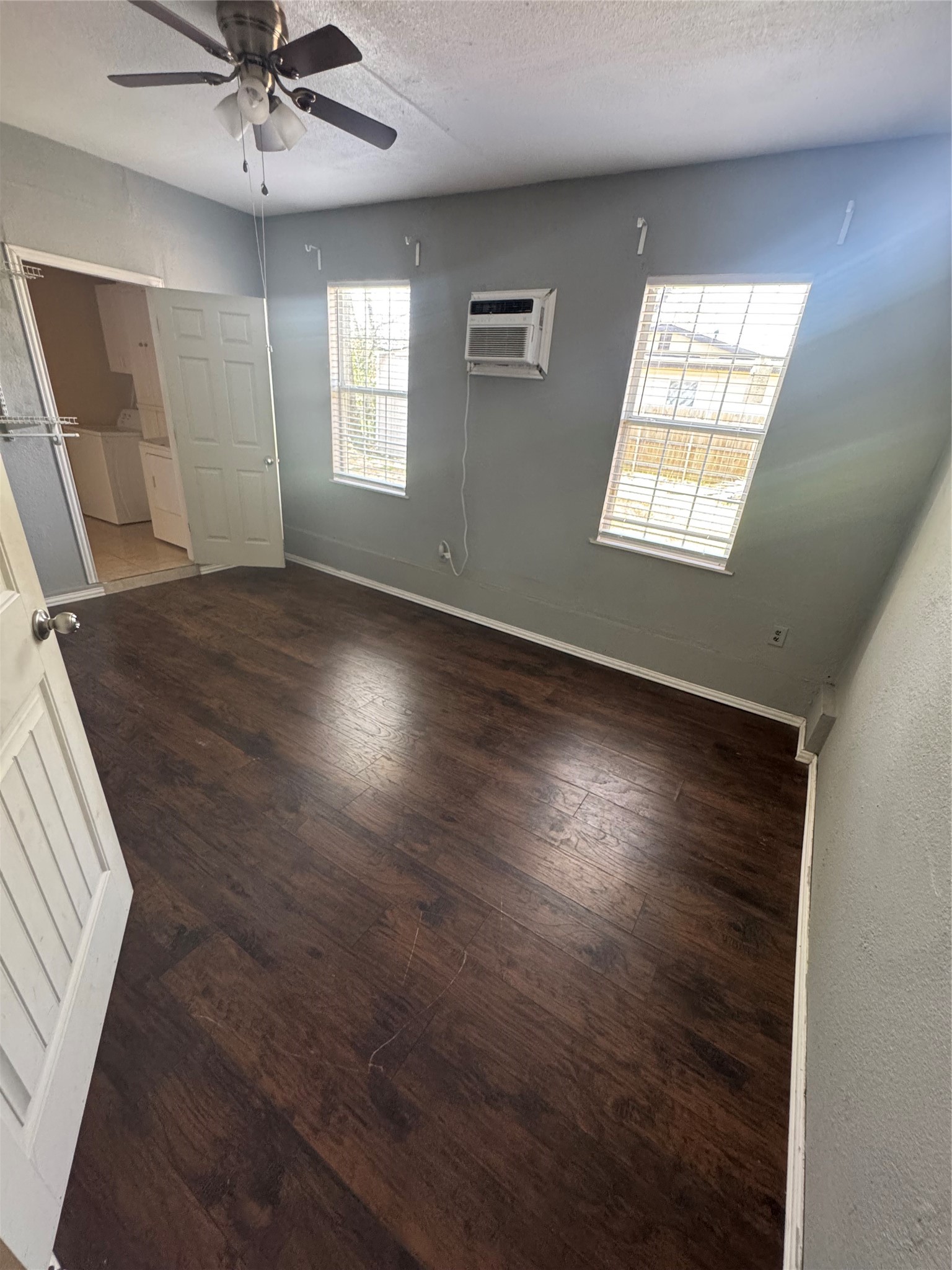 629 Harrison Lane Hurst TX 76053