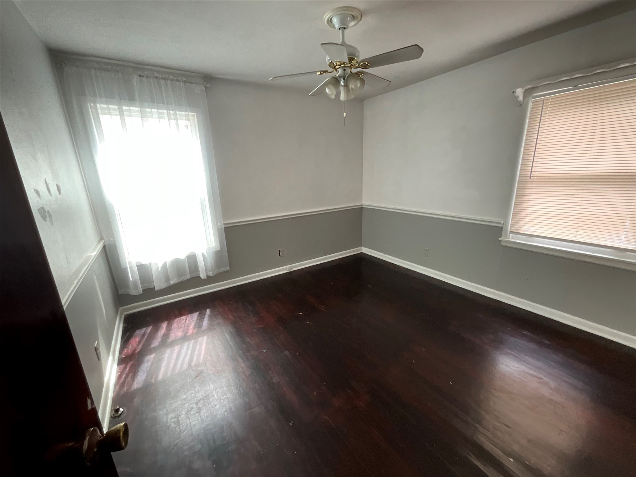 629 Harrison Lane Hurst TX 76053
