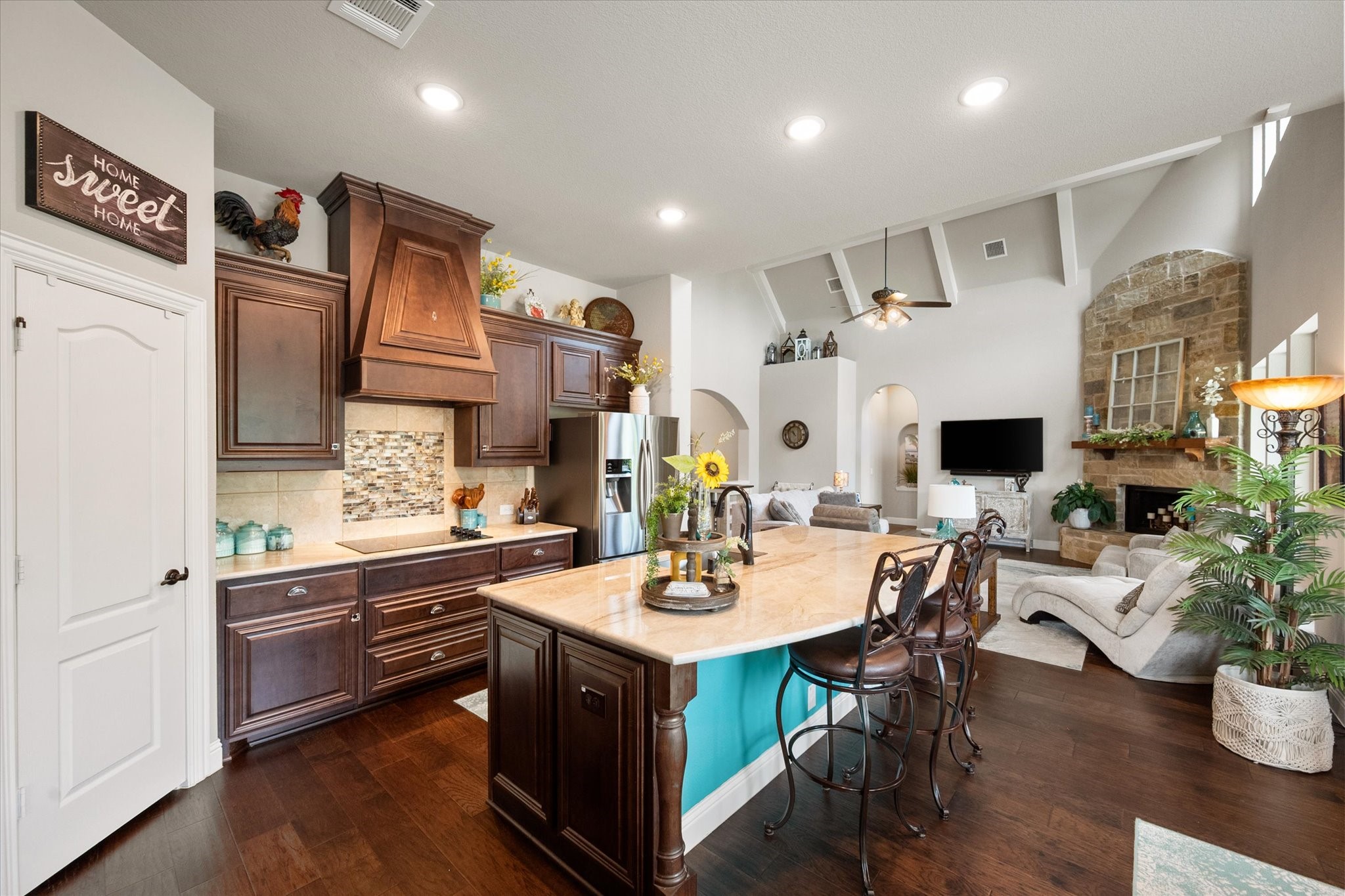 445 Rusty Run Drive Midlothian TX 76065
