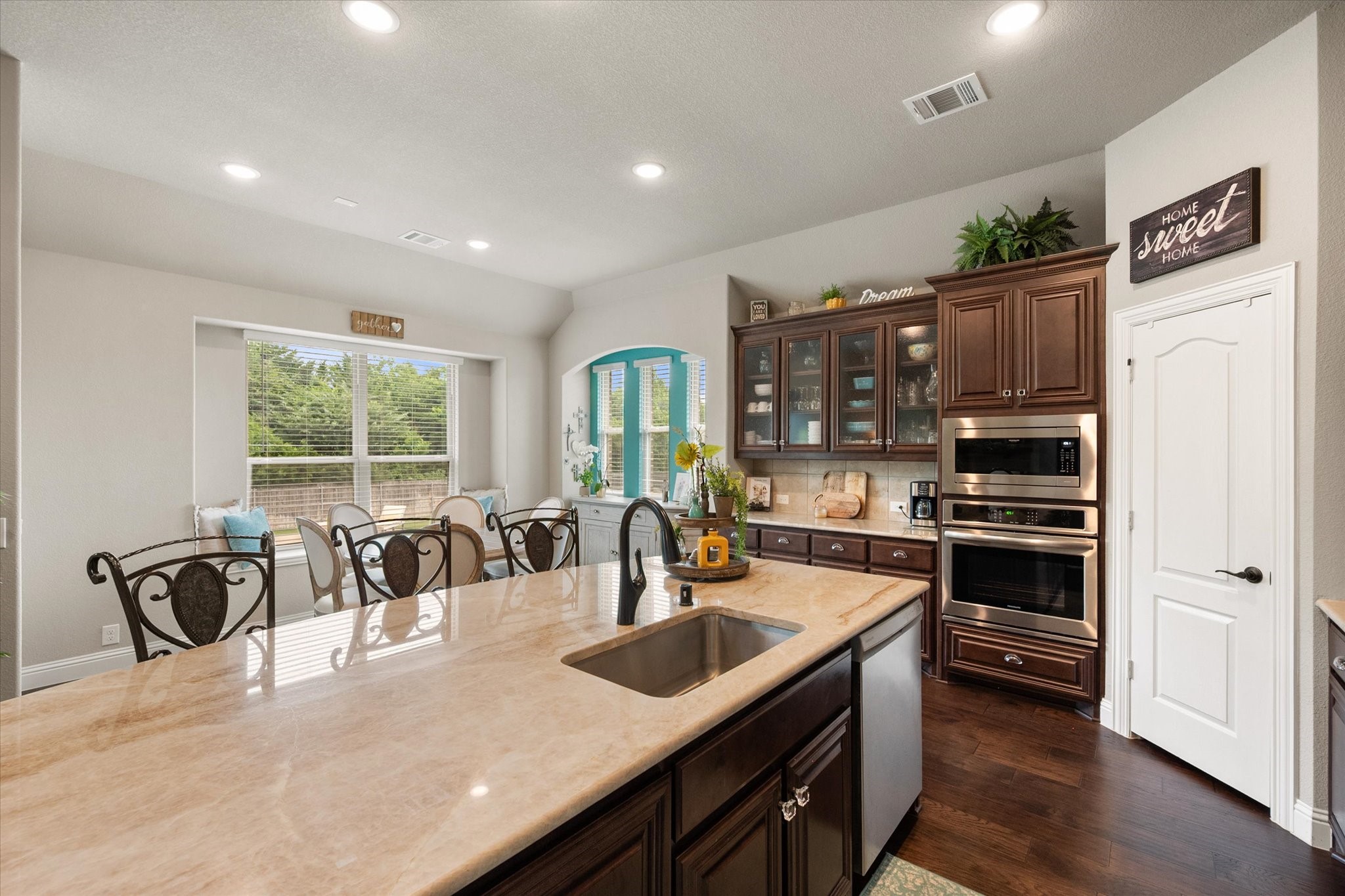445 Rusty Run Drive Midlothian TX 76065