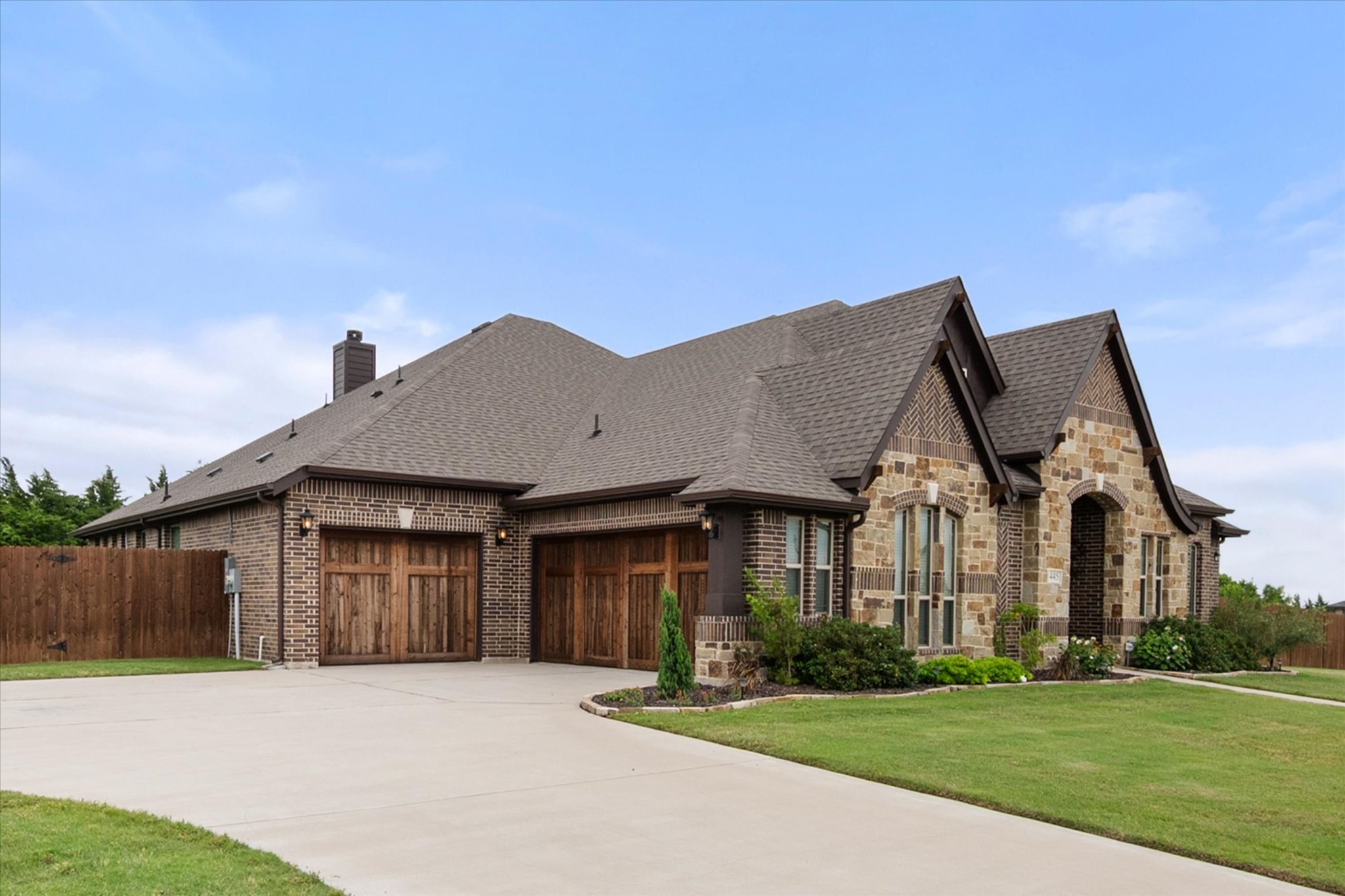 445 Rusty Run Drive Midlothian TX 76065