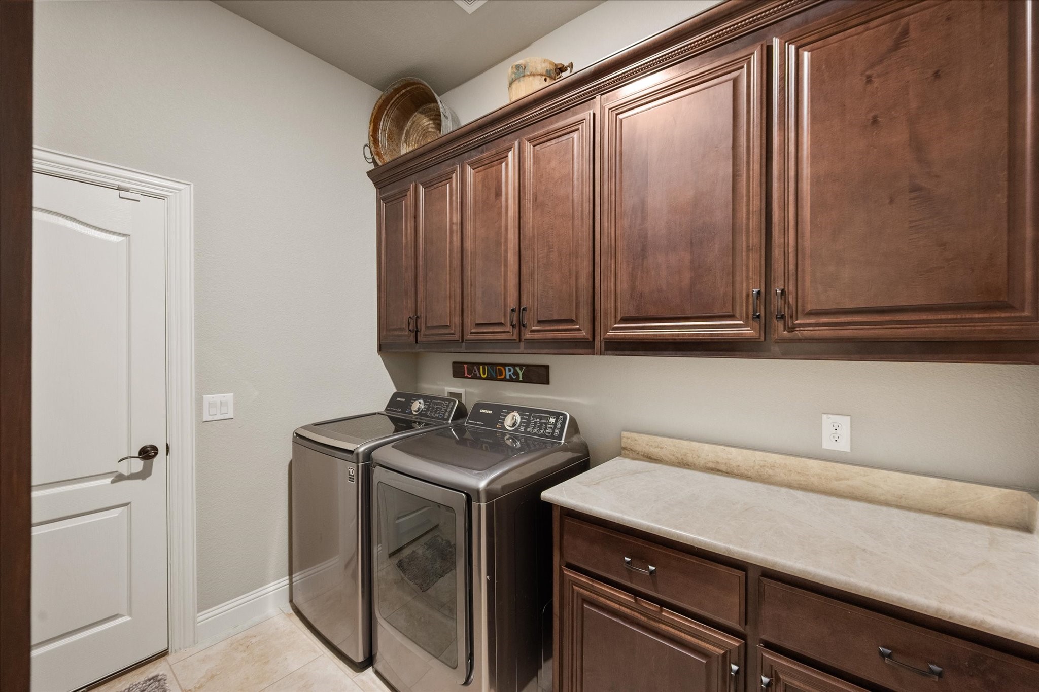 445 Rusty Run Drive Midlothian TX 76065