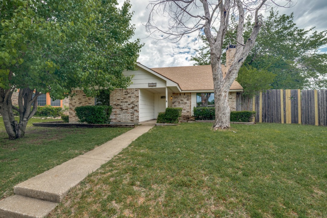 3906 Wheelwright Drive Garland TX 75044