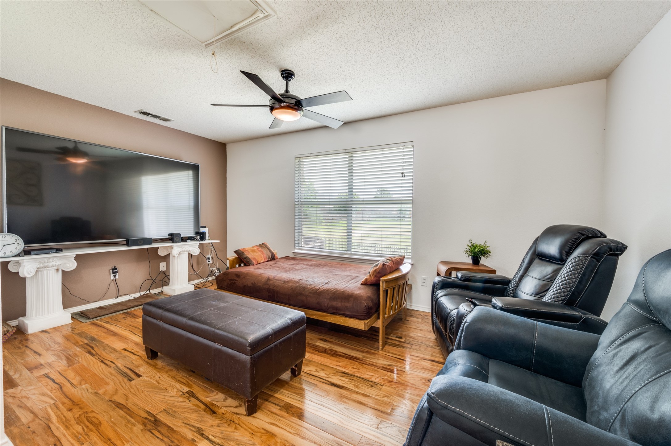 813 Ponderosa Ridge Little Elm TX 75068