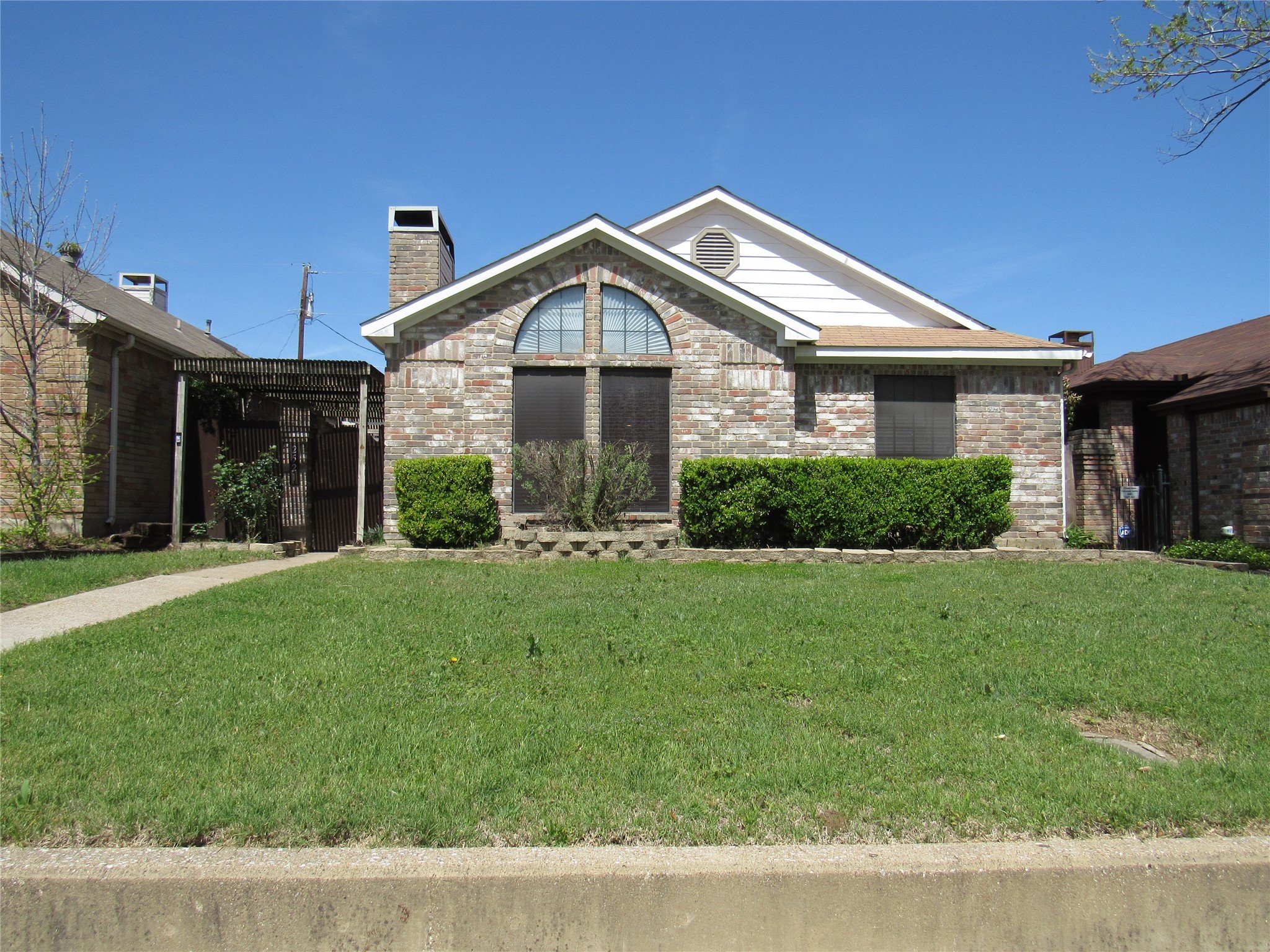 2521 W Oakdale Road Irving TX 75060