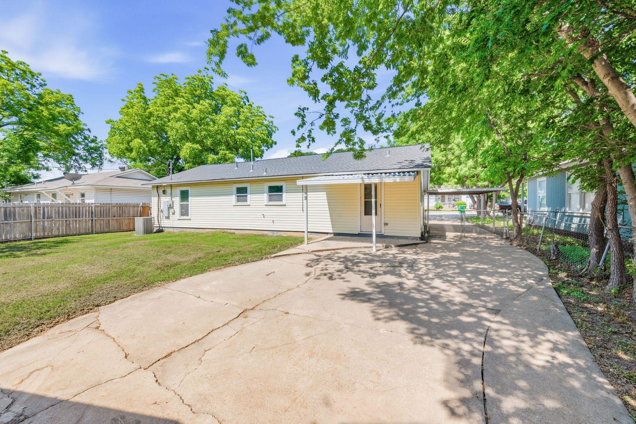 3608 Katrine Street Haltom City TX 76117