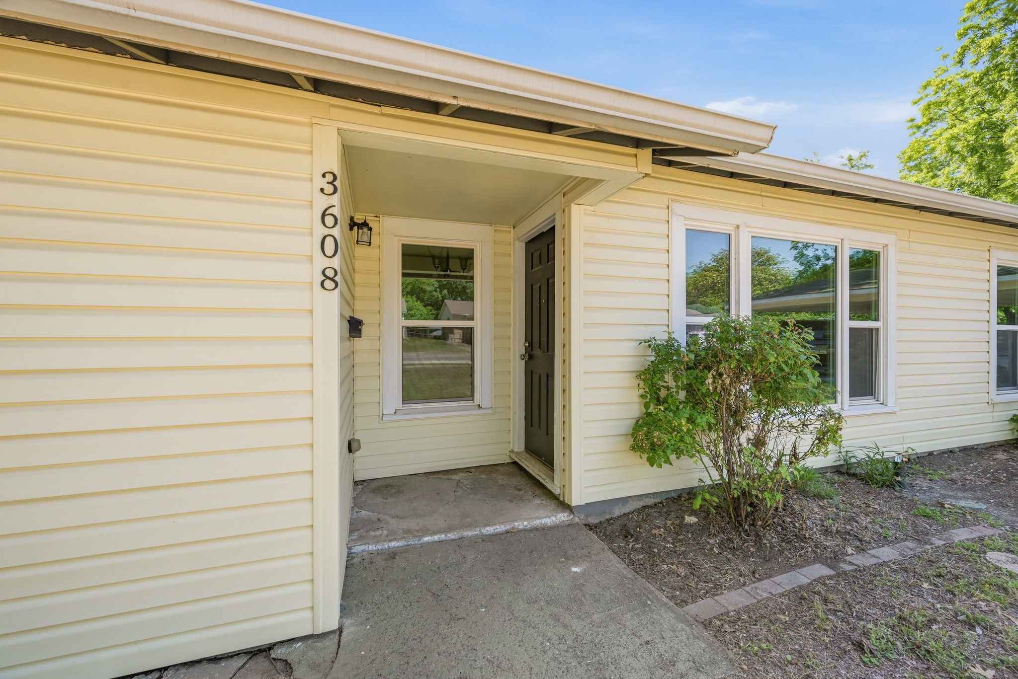 3608 Katrine Street Haltom City TX 76117
