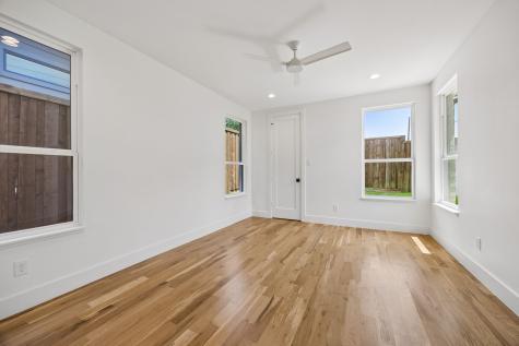 7323 Casa Loma Avenue Dallas TX 75214