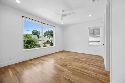 7323 Casa Loma Avenue Dallas TX 75214