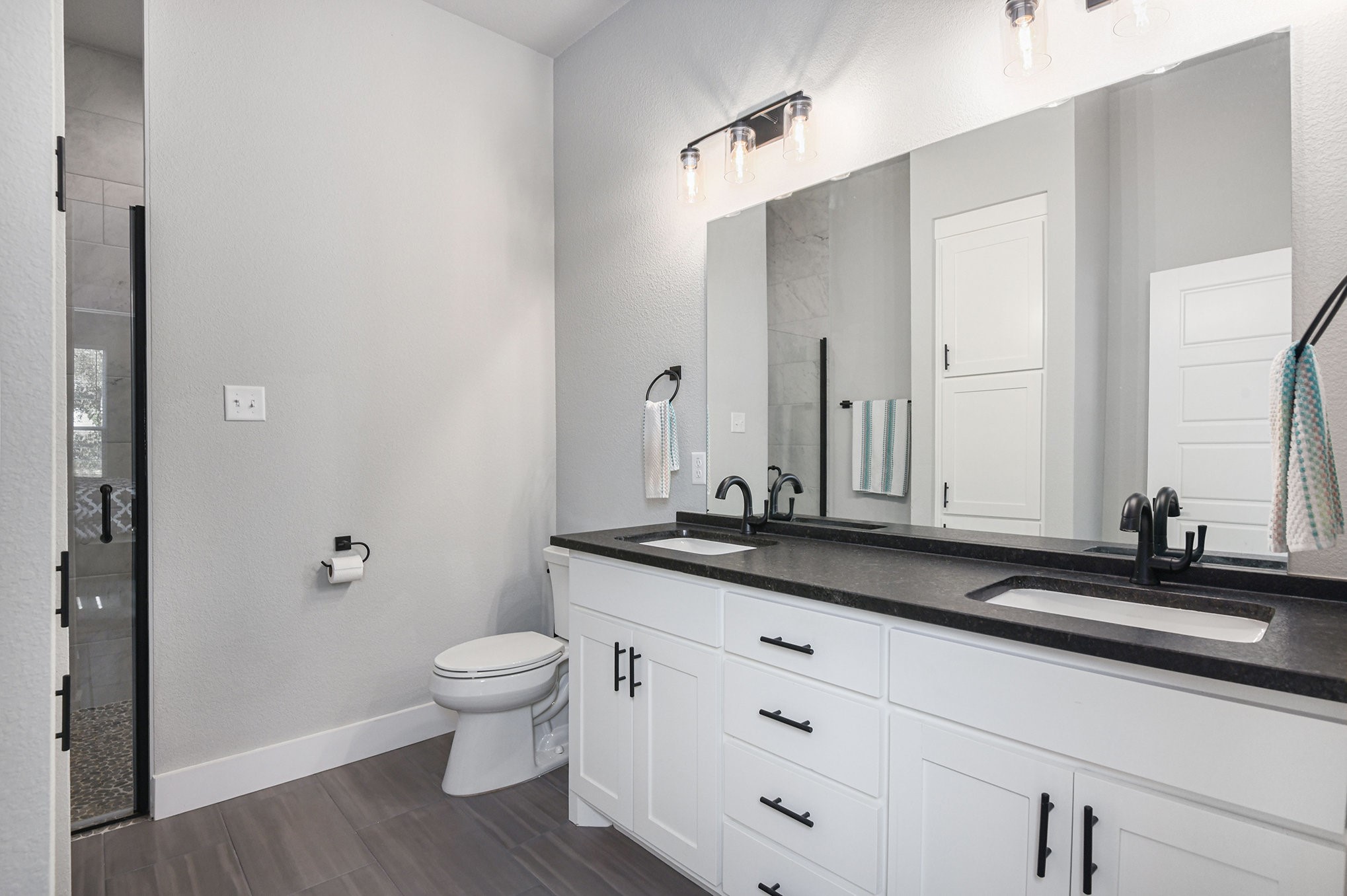 811 County Road 3451 Paradise TX 76073