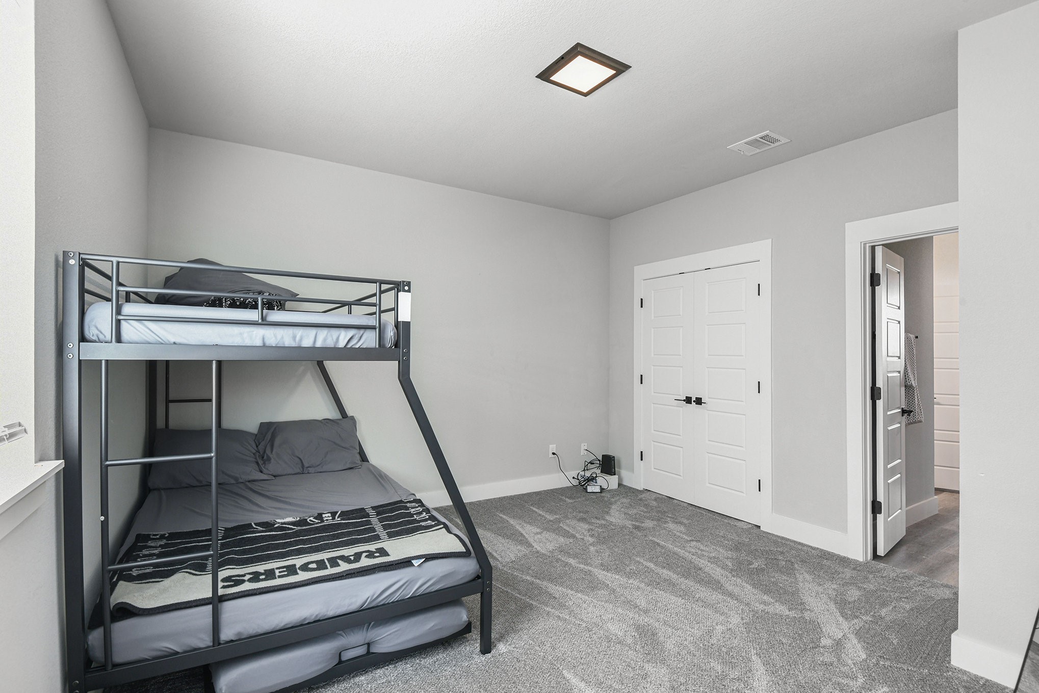 811 County Road 3451 Paradise TX 76073