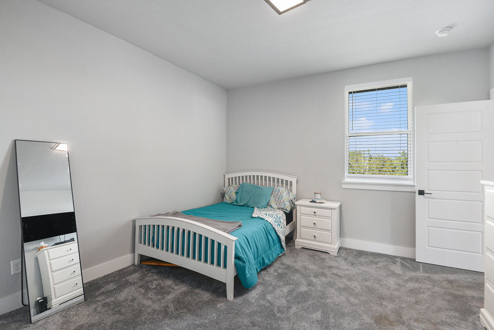 811 County Road 3451 Paradise TX 76073