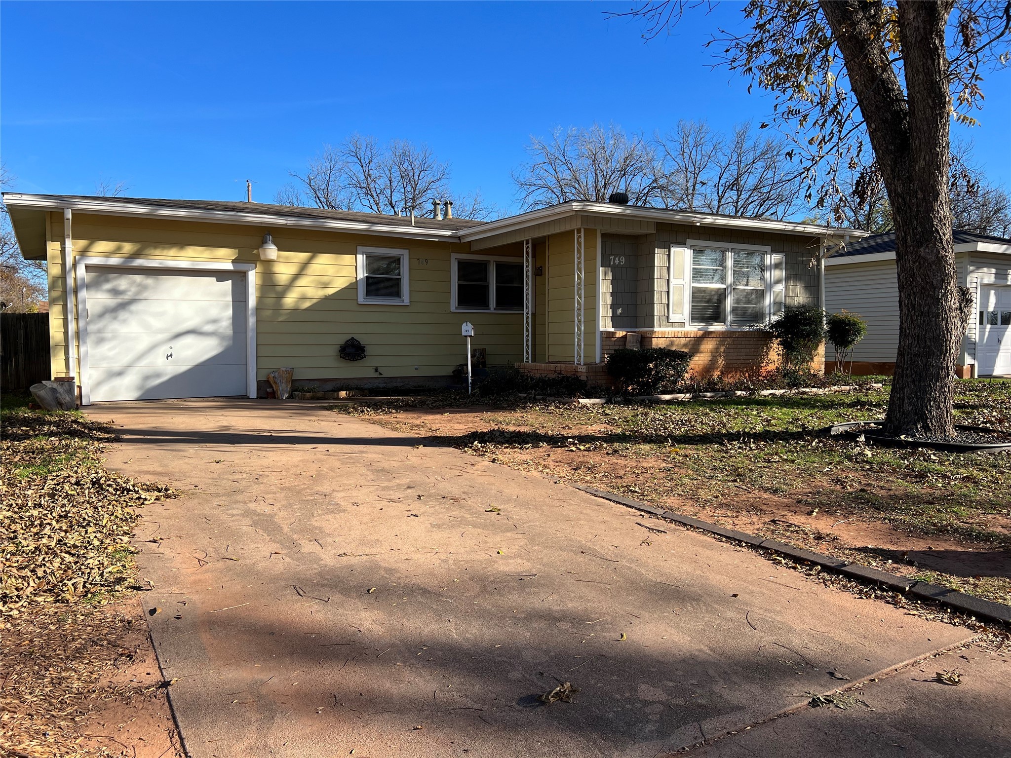 749 Briarwood Street Abilene TX 79603