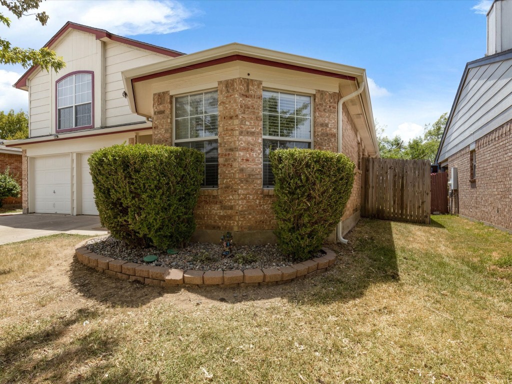 606 Hollyberry Drive Mansfield TX 76063