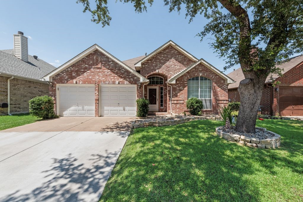 4825 Salmon Run Way Fort Worth TX 76137