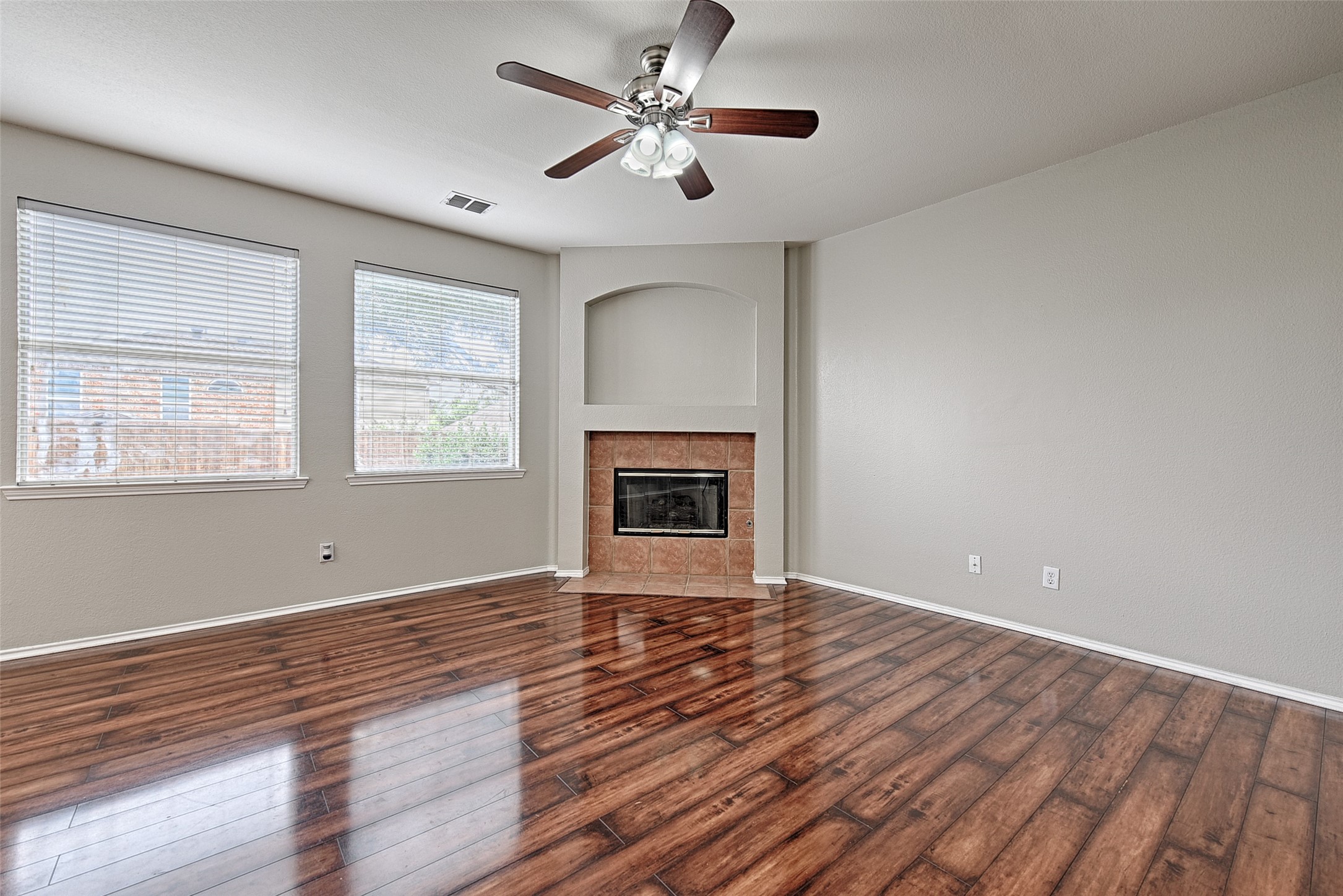 2804 Hudson Crossing Mckinney TX 75072
