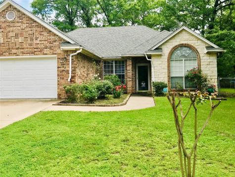 162 Meadow Lake Drive Gun Barrel City TX 75156