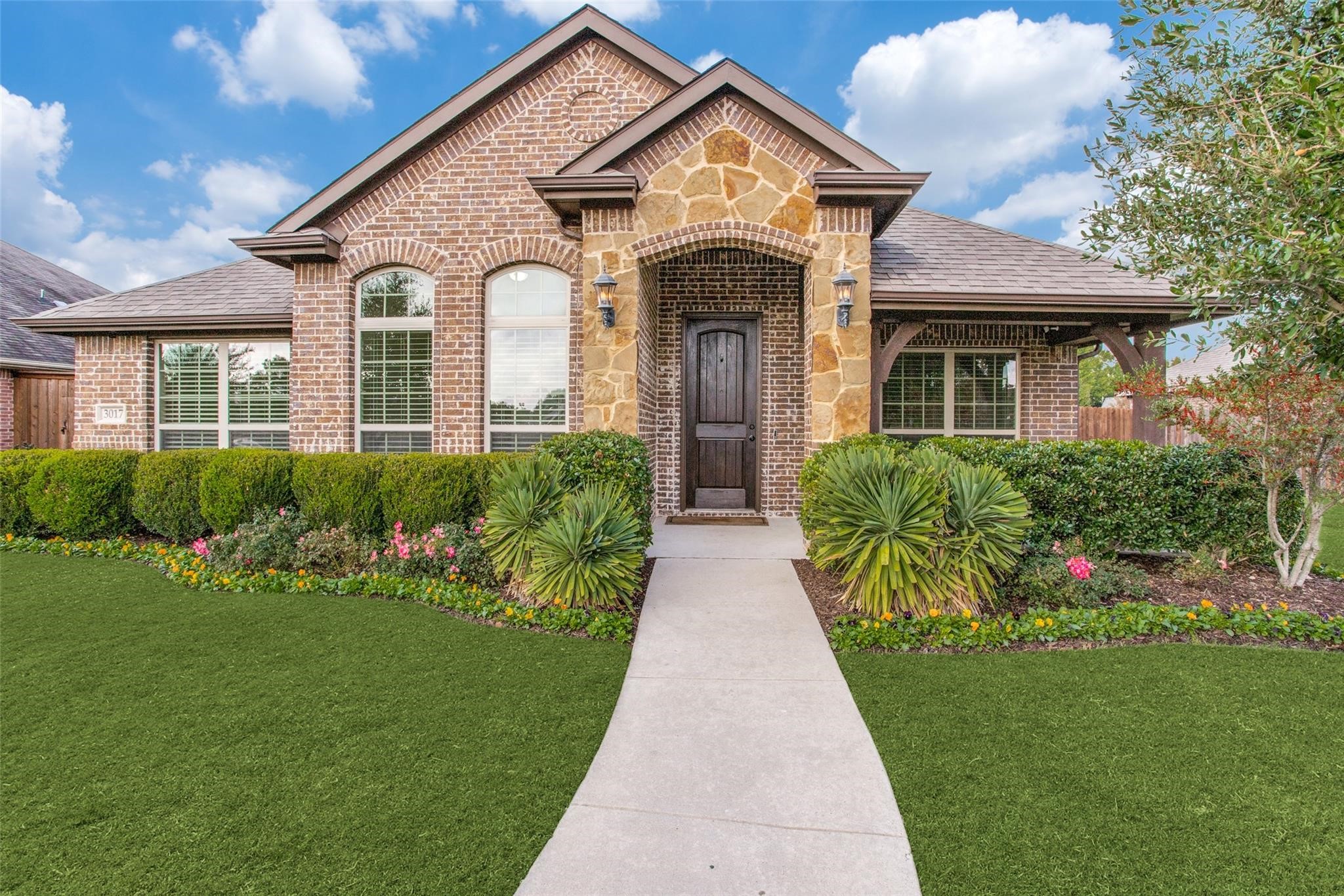 3017 Carlton Parkway Waxahachie TX 75165