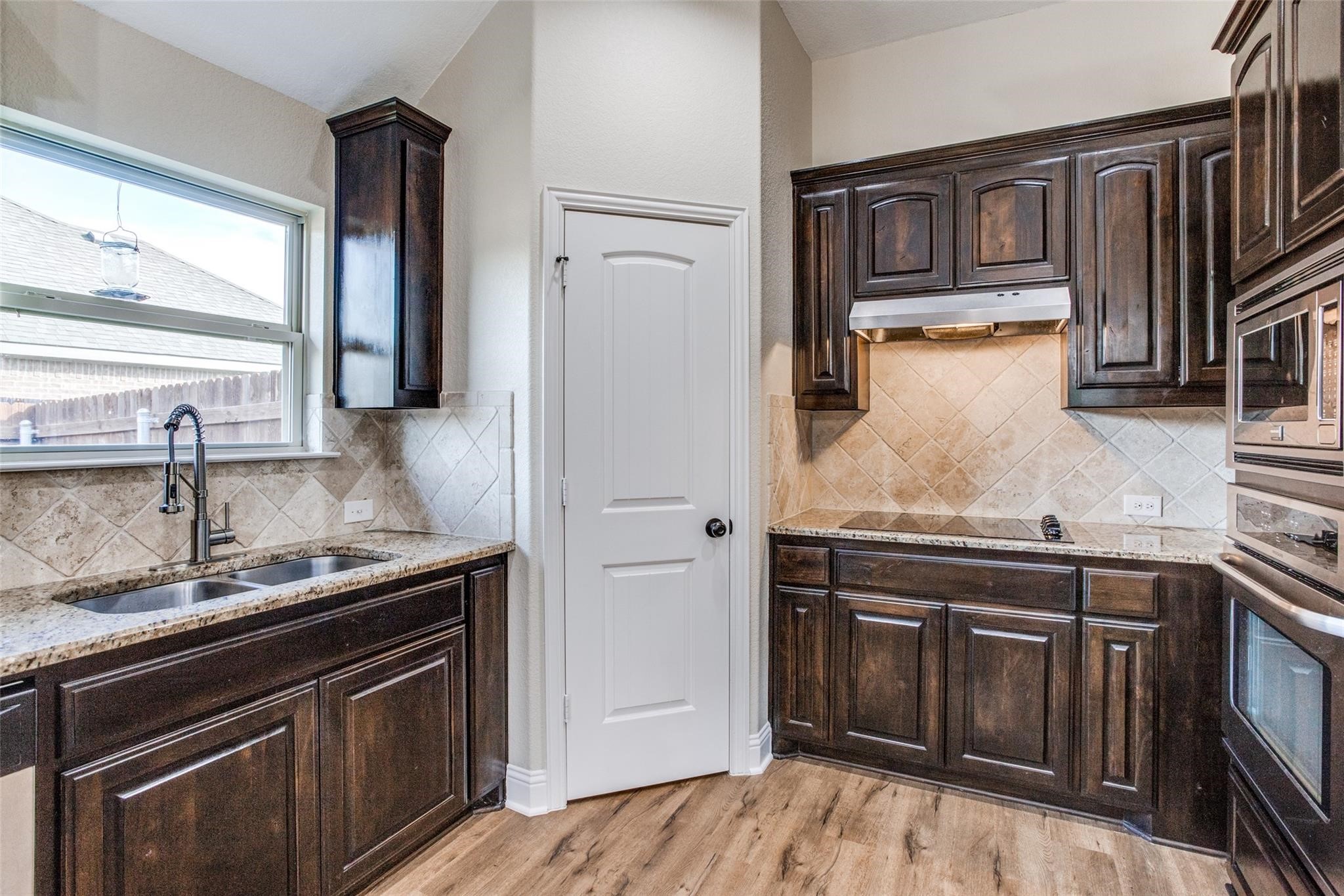 3017 Carlton Parkway Waxahachie TX 75165