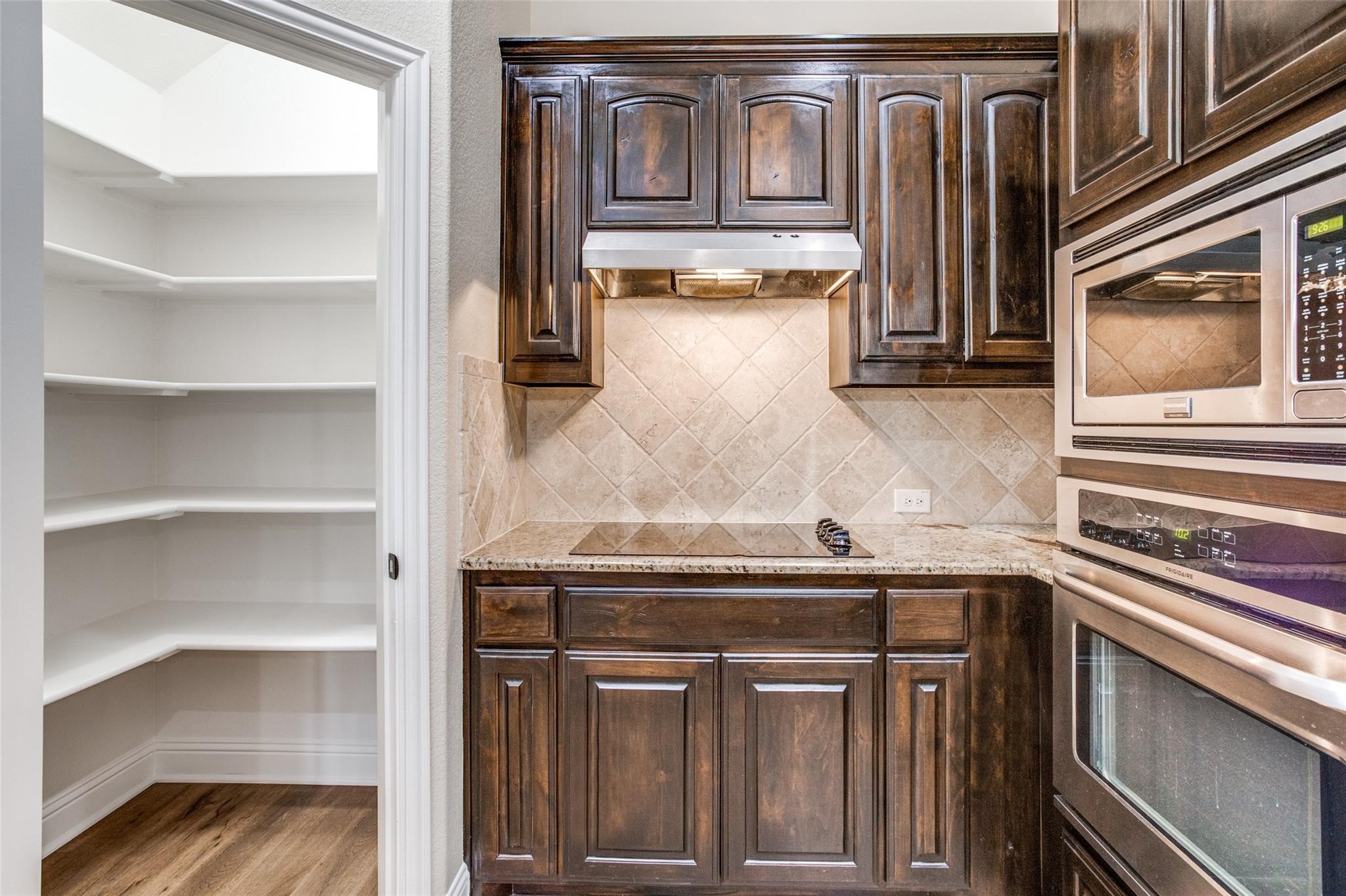 3017 Carlton Parkway Waxahachie TX 75165