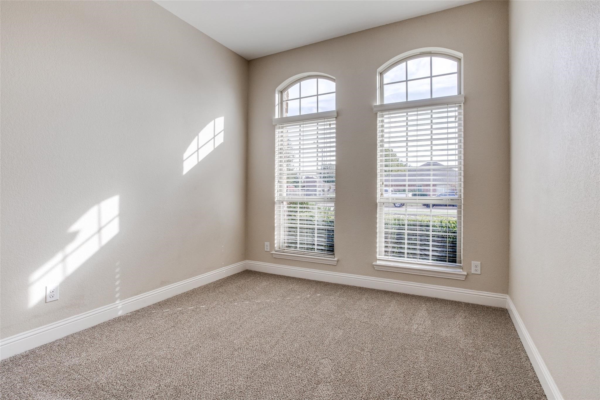3017 Carlton Parkway Waxahachie TX 75165