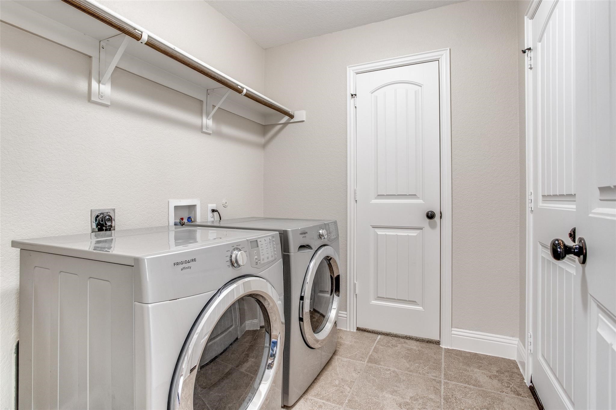 3017 Carlton Parkway Waxahachie TX 75165