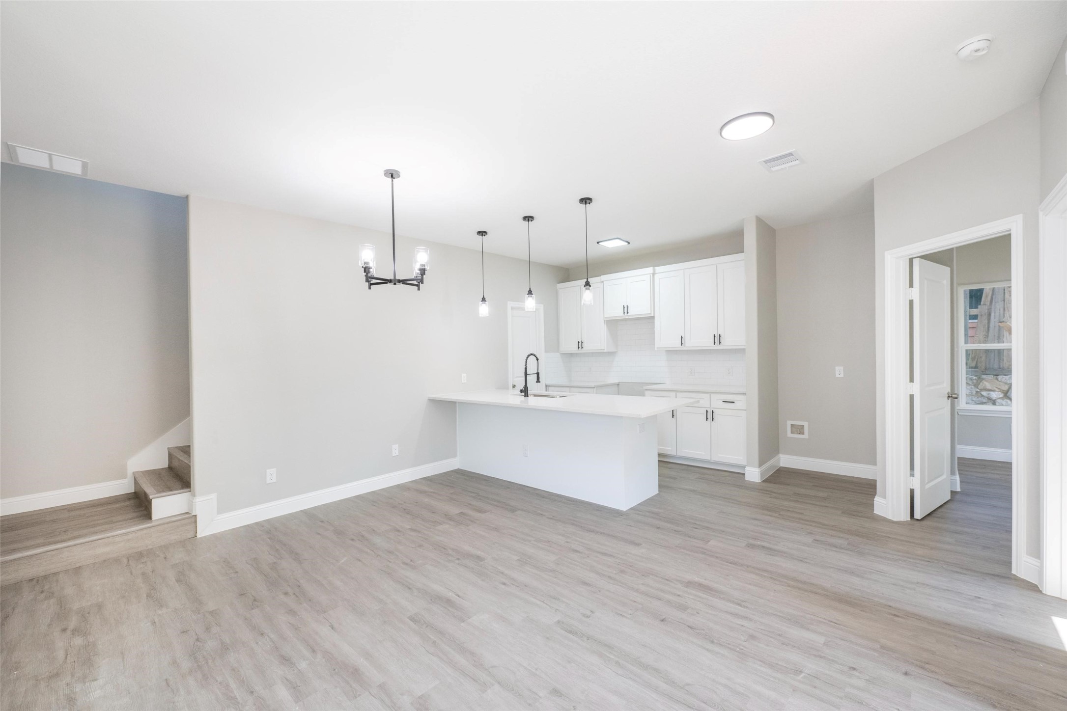 6325 Pebble Avenue Dallas TX 75217