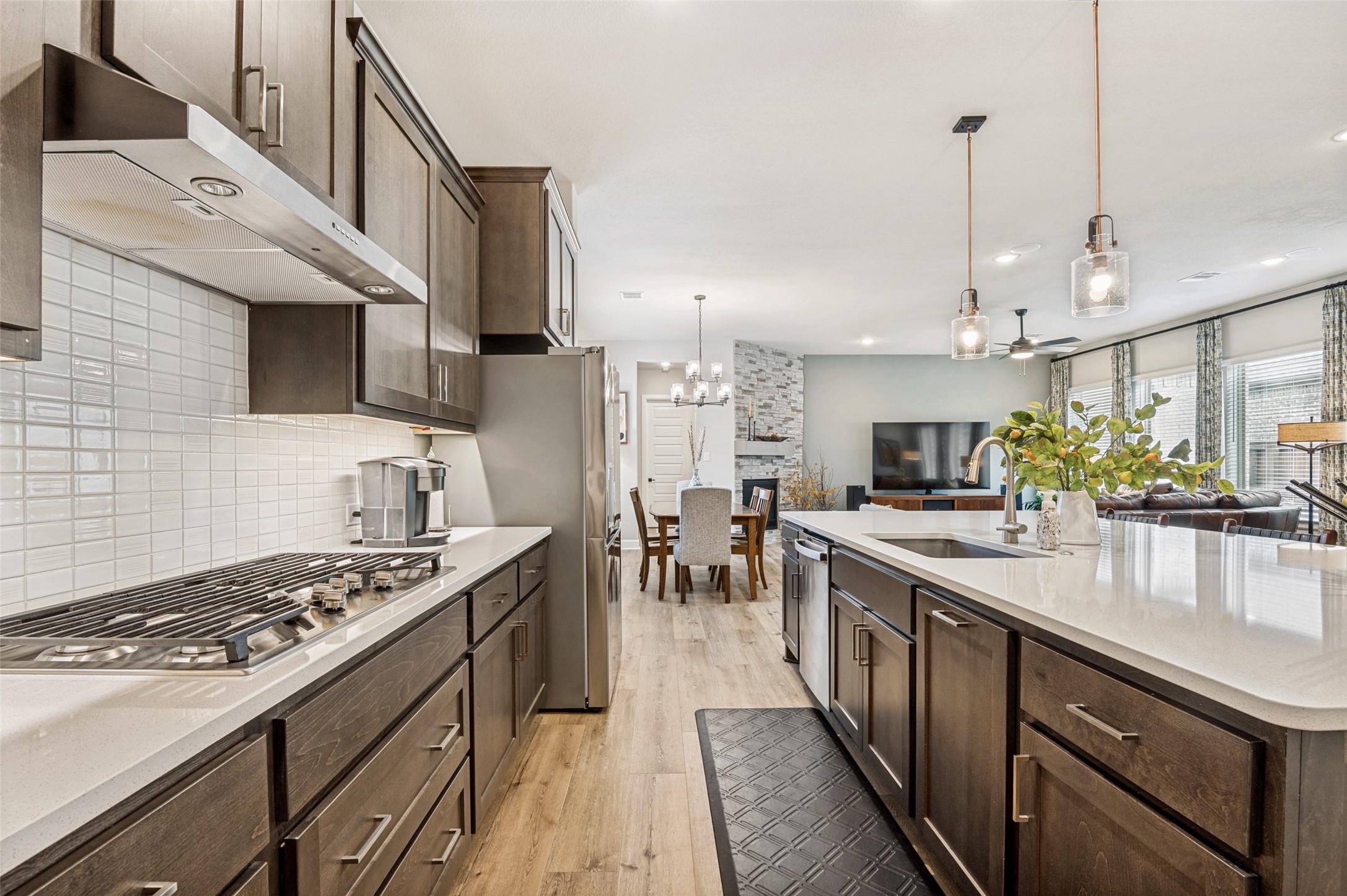 4810 Emerald Grove Arlington TX 76005