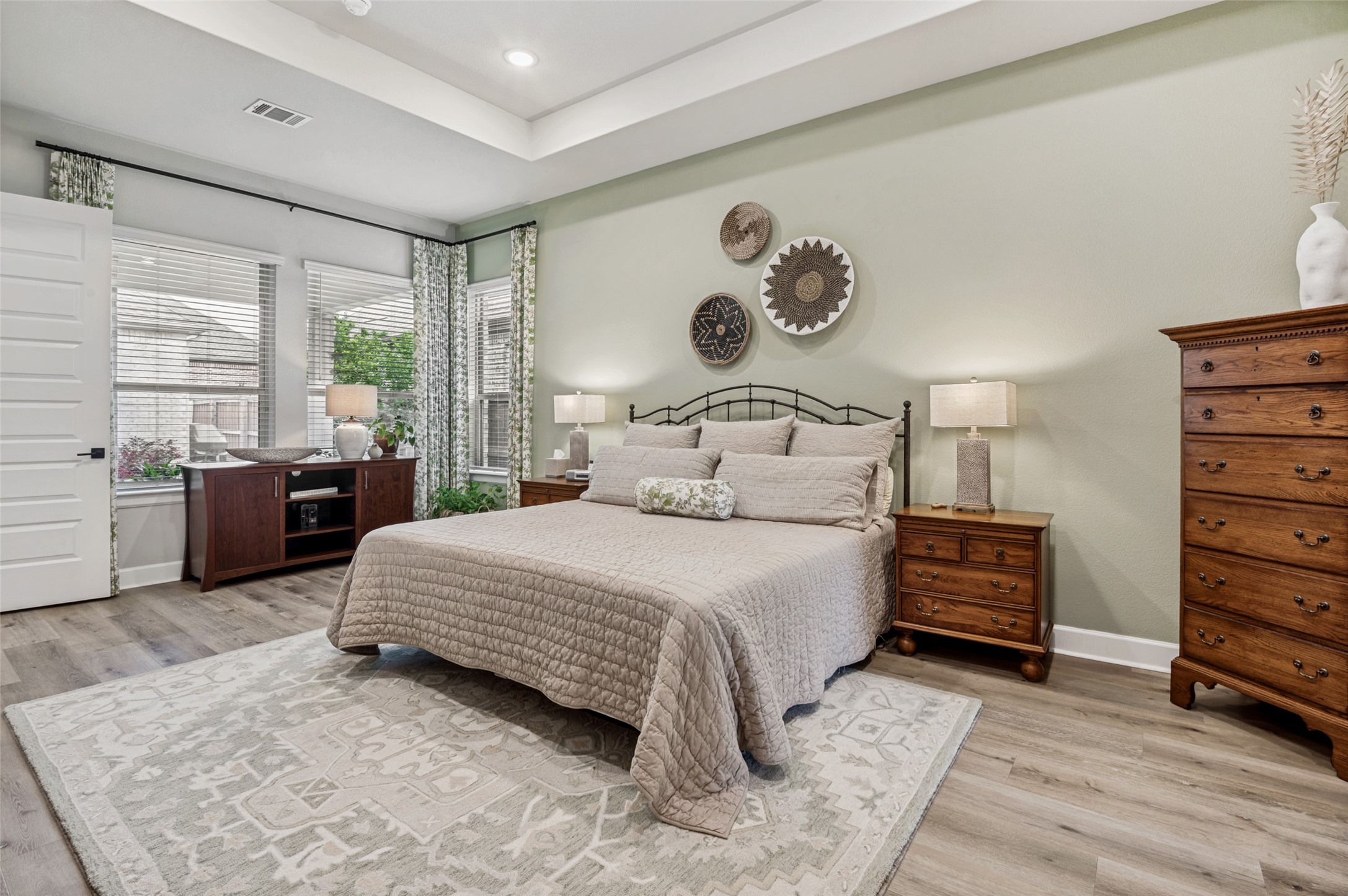 4810 Emerald Grove Arlington TX 76005