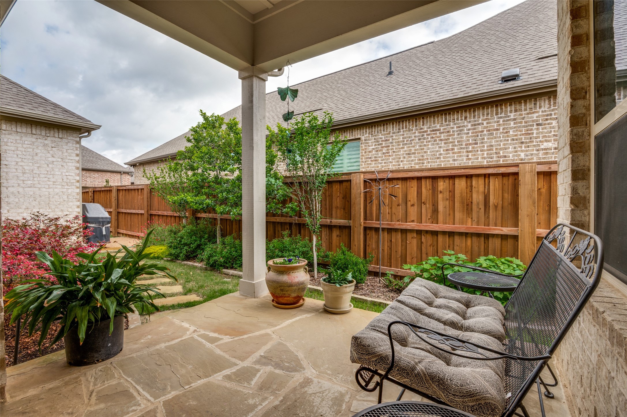 4810 Emerald Grove Arlington TX 76005