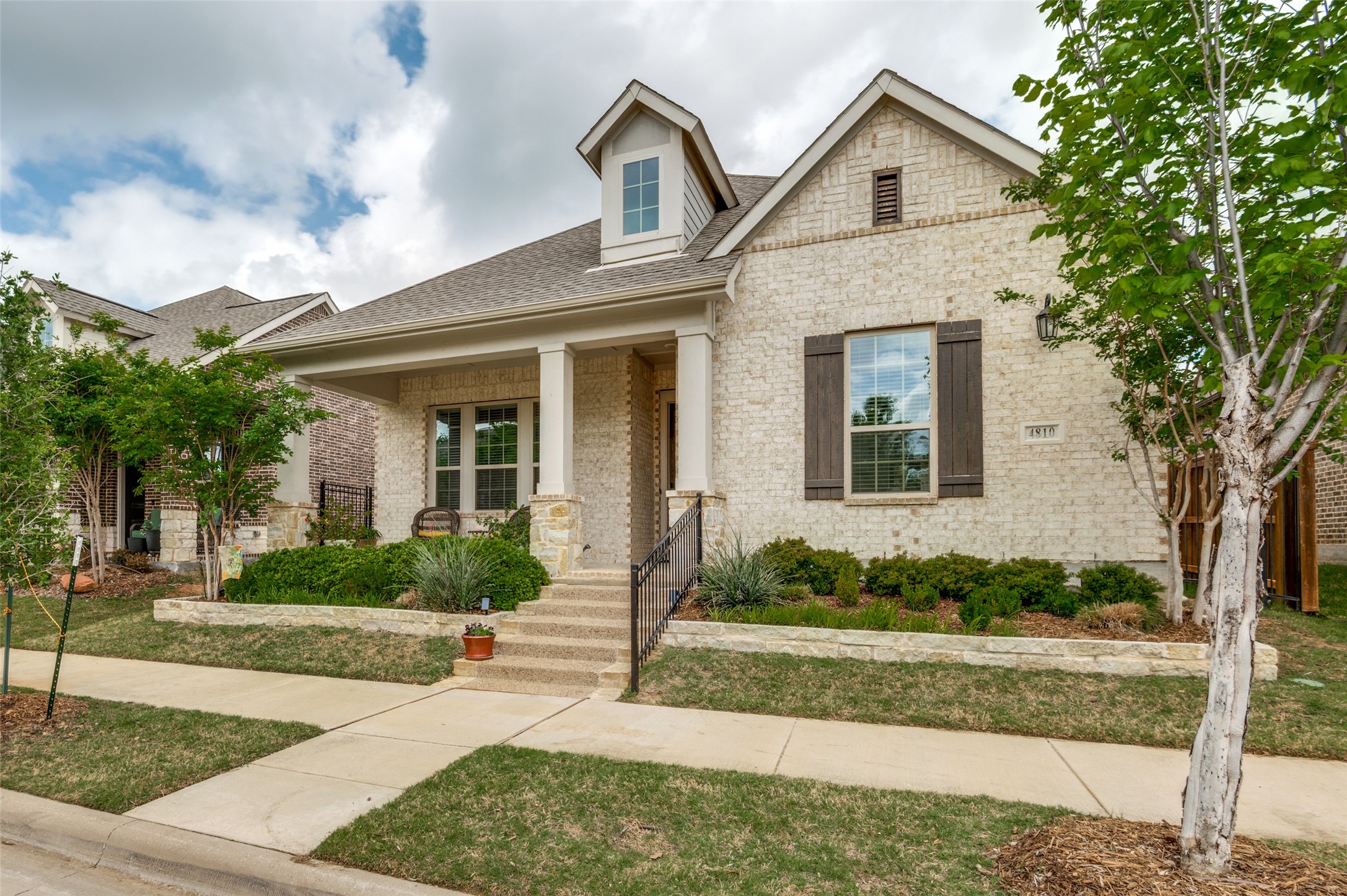 4810 Emerald Grove Arlington TX 76005