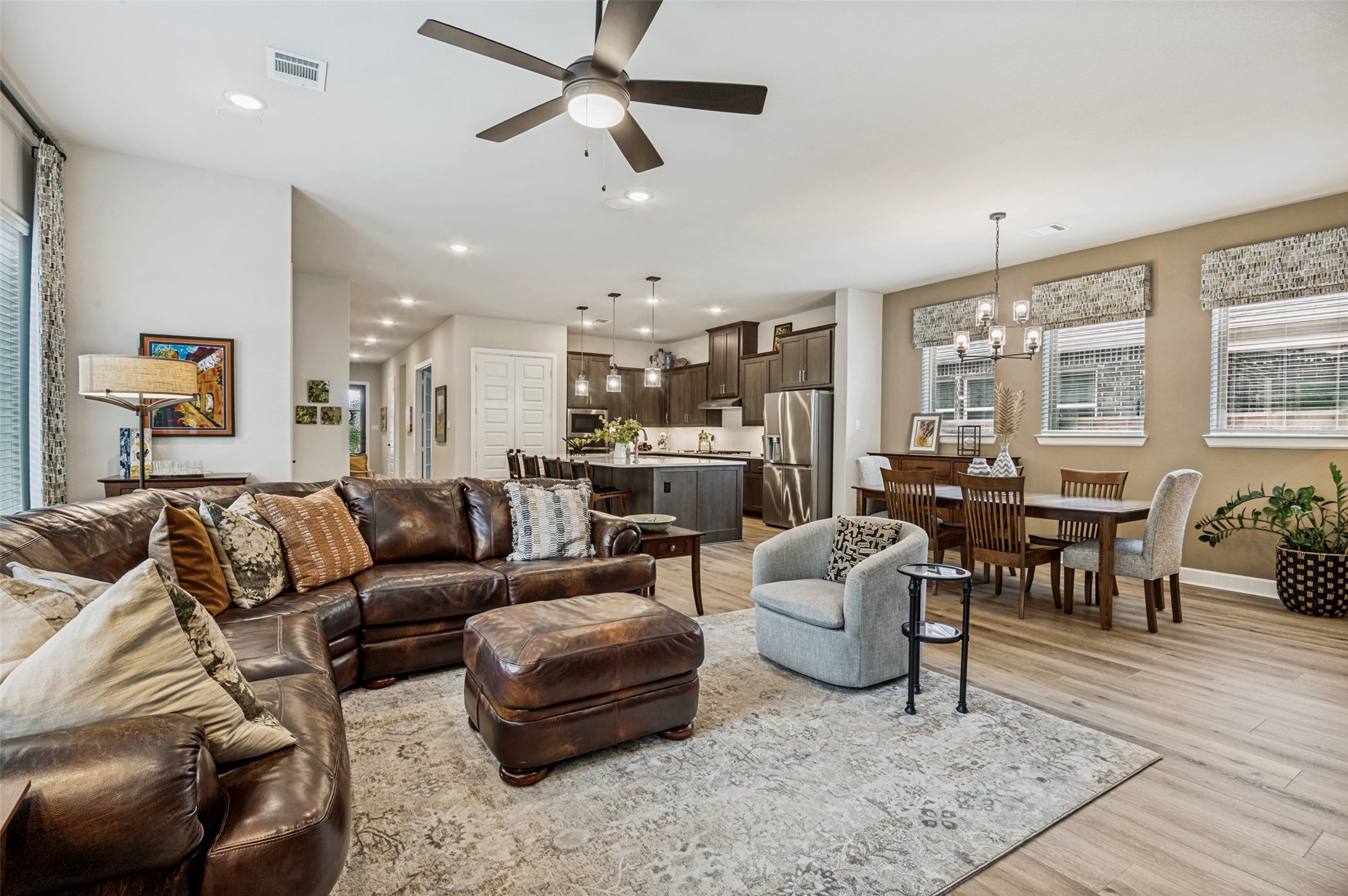 4810 Emerald Grove Arlington TX 76005