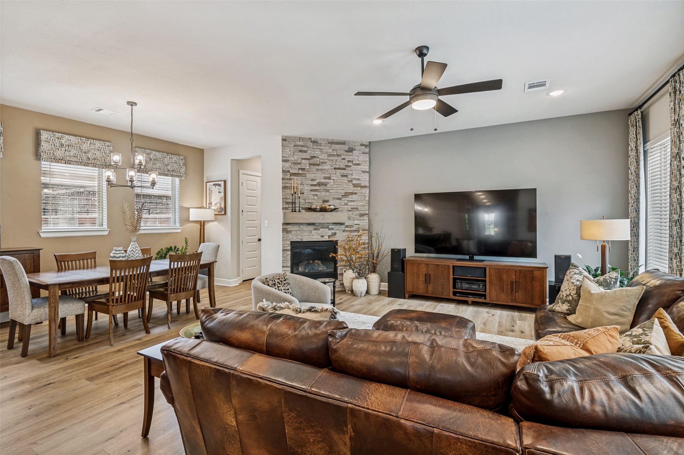 4810 Emerald Grove Arlington TX 76005