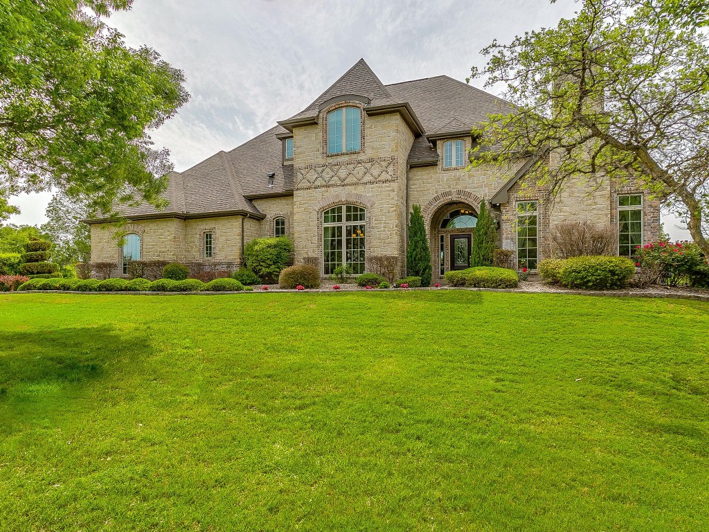 106 Silver Valley Lane Fort Worth TX 76108