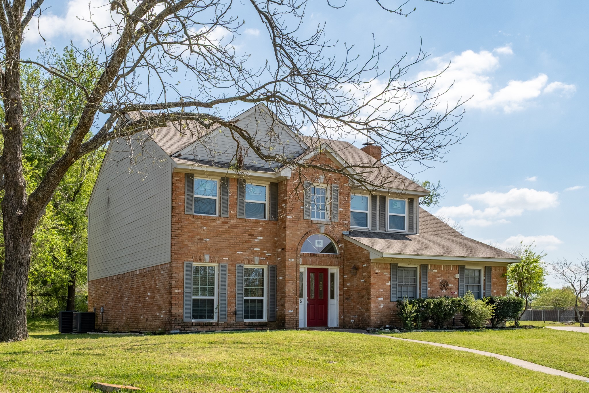 5 Griffith Court Terrell TX 75160