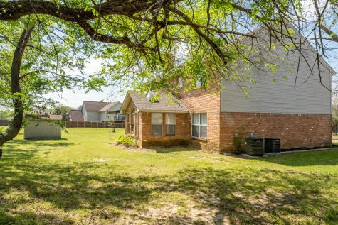 5 Griffith Court Terrell TX 75160