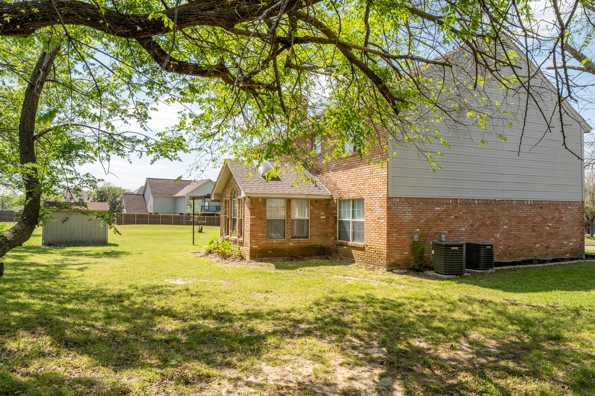 5 Griffith Court Terrell TX 75160