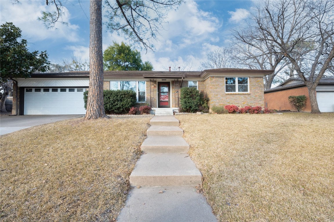 1224 Crestview Drive Hurst TX 76053